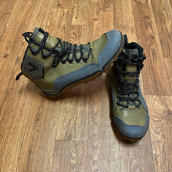 Vivo barefoot Shoes - Woman’s vivobarefoot water resistant hiking boots